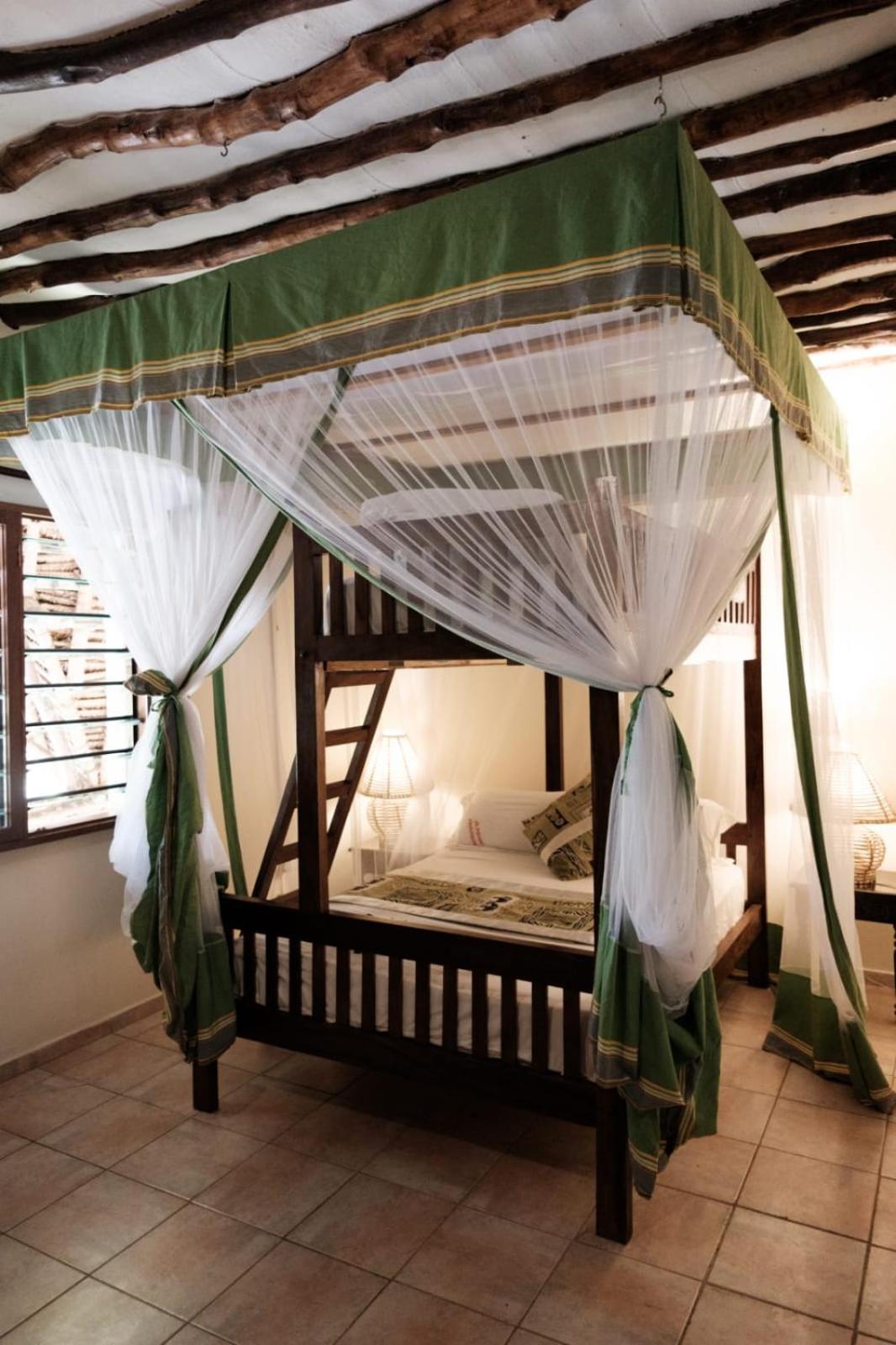 Amani Paradise - Luxury Villas Diani Beach Eksteriør billede